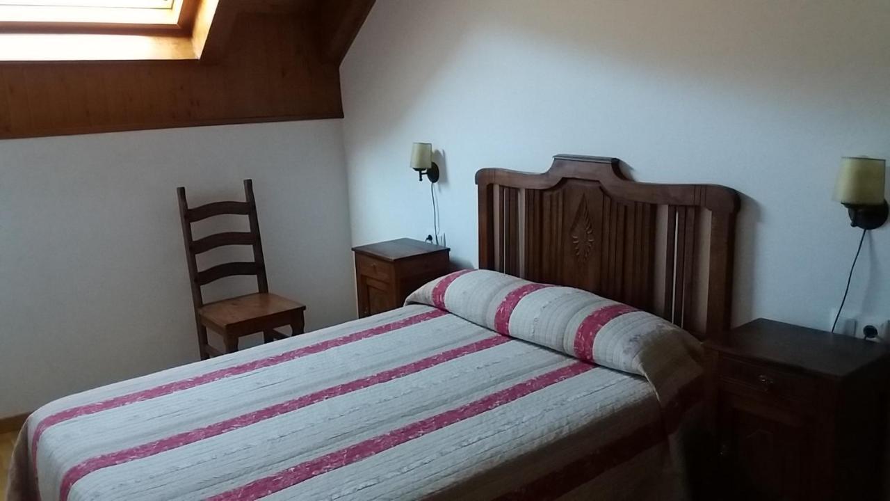 Apartaments Morello 埃斯特里-德阿内乌 外观 照片