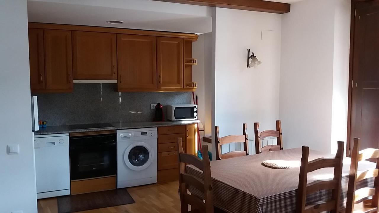 Apartaments Morello 埃斯特里-德阿内乌 外观 照片