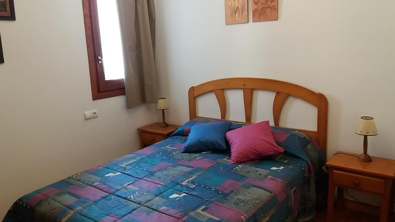 Apartaments Morello 埃斯特里-德阿内乌 外观 照片