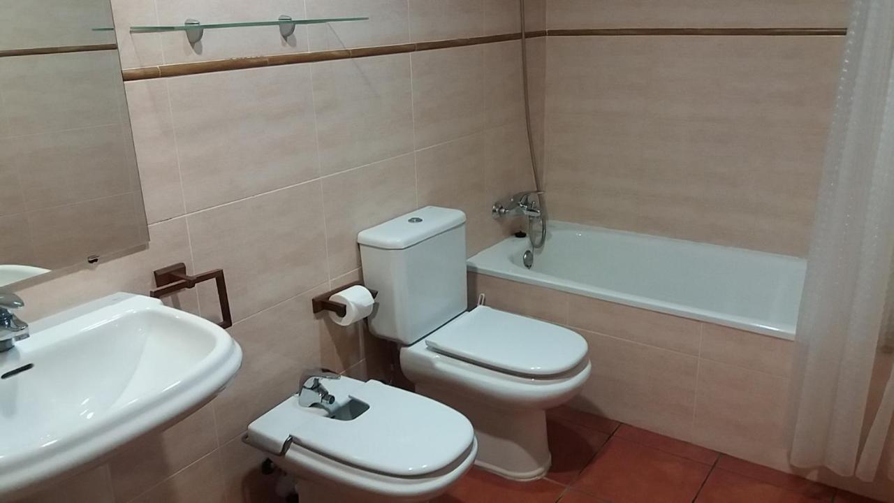 Apartaments Morello 埃斯特里-德阿内乌 外观 照片