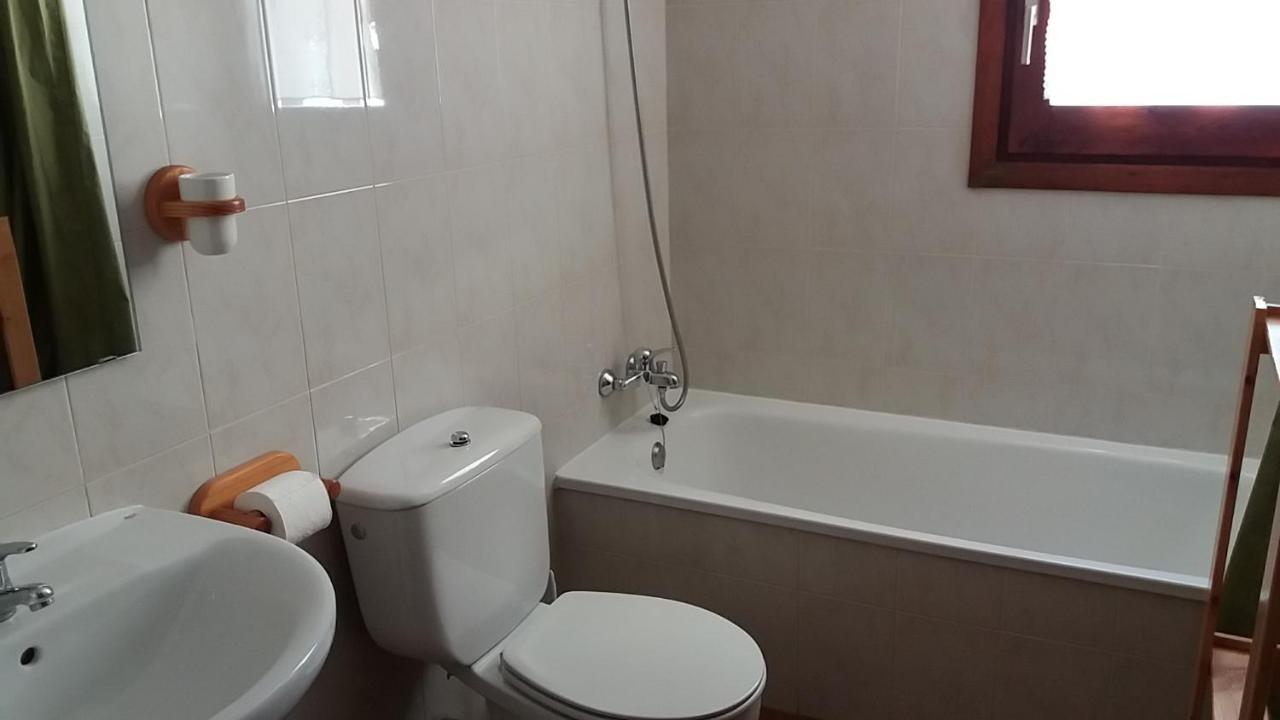Apartaments Morello 埃斯特里-德阿内乌 外观 照片