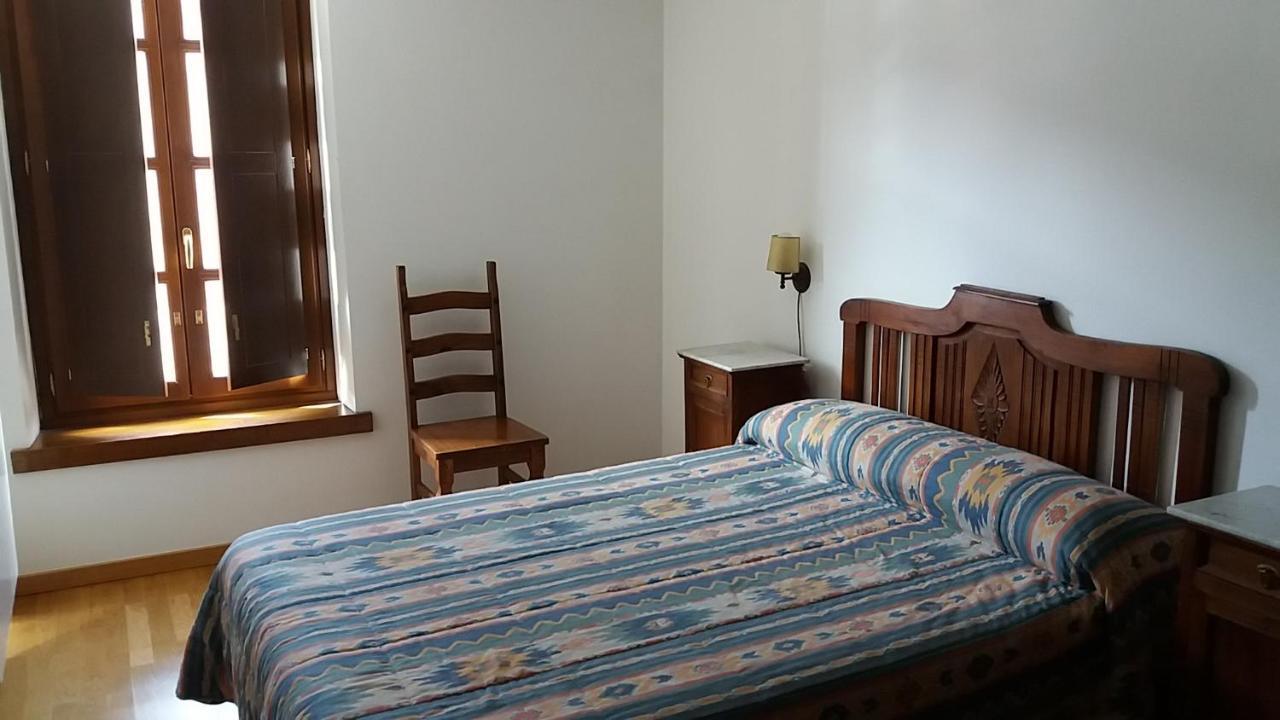 Apartaments Morello 埃斯特里-德阿内乌 外观 照片